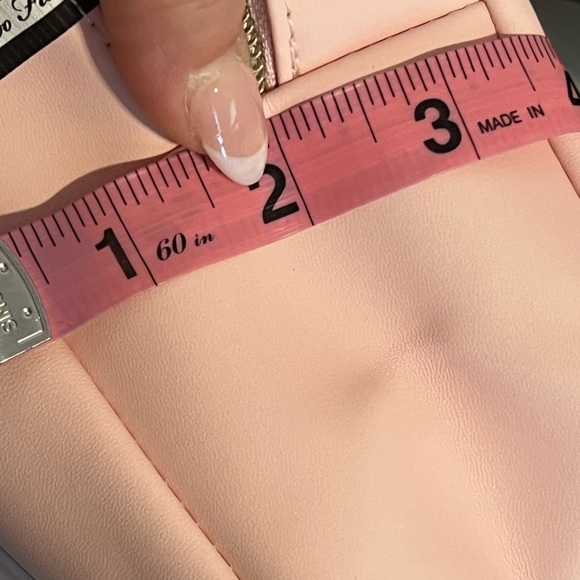 TOO FACED • BRAND NEW MAKEUP BAG - Picture 7 of 7